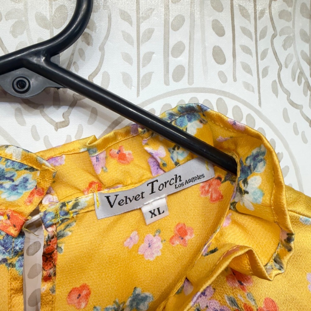 Velvet Torch Mini Dress Women XL Yellow Floral Ruffle Puff Sleeve Keyhole Back - Picture 5 of 9